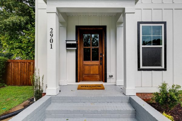 Front porch of beautiful new home built by Richmond Hill Design-Build