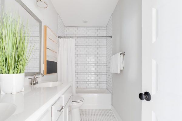 Guest bathroom in renovated home by Richmond Hill Design-Build
