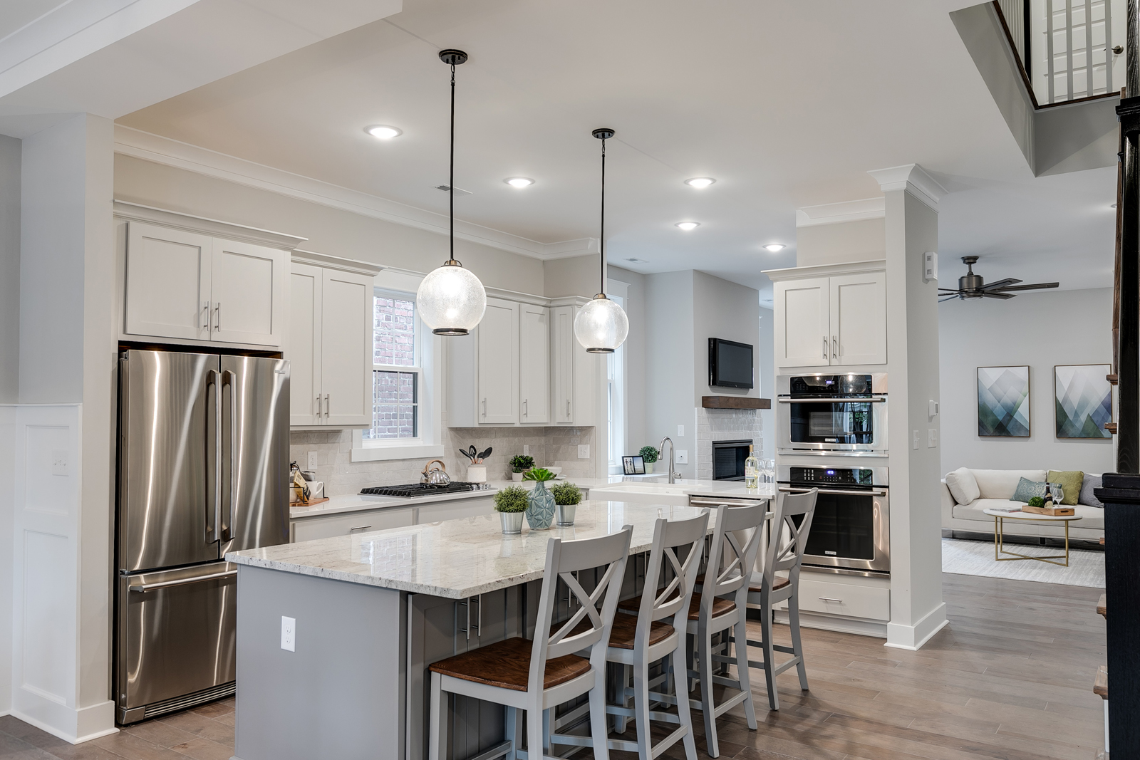 Photo Gallery of New and Renovated Homes Richmond Hill DesignBuild