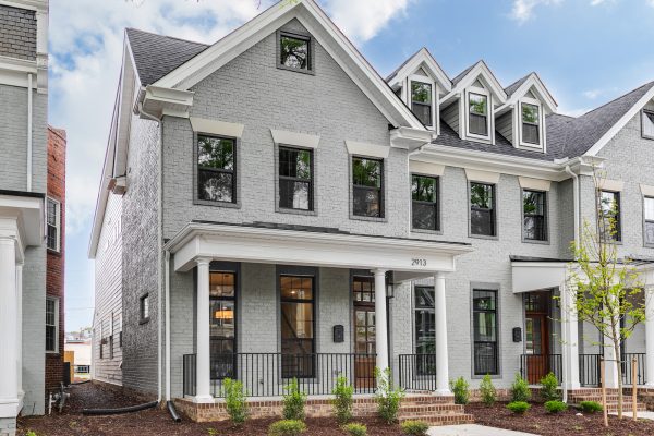 Stunning exterior of townhouse in the City of Richmond by Richmond Hill Design-Build