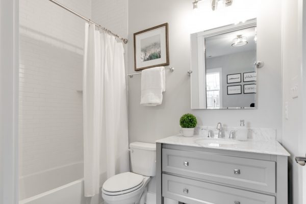 Guest bathroom in new townhouse by Richmond Hill Design-Build