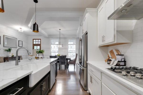 Gorgeous kitchen in new townhouse by Richmond Hill Design-Build