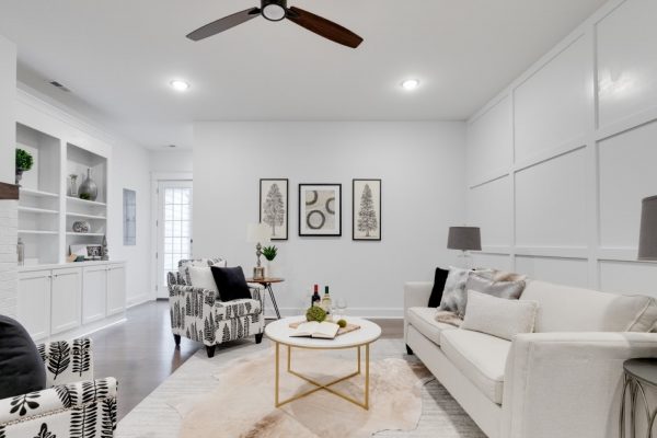 Beautiful family room in new townhouse by Richmond Hill Design-Build