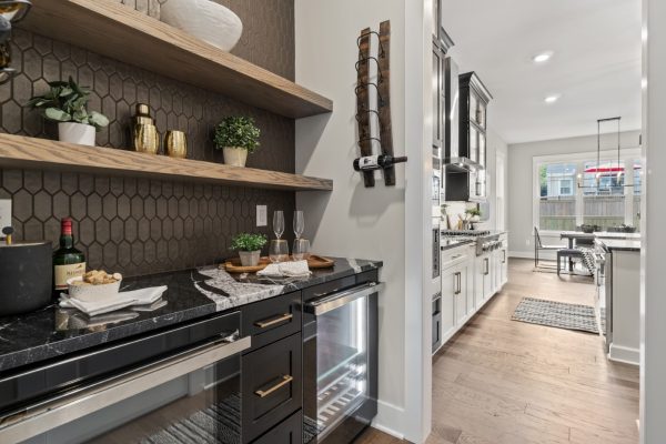 Butler's pantry in new home by Richmond Hill Design-Build