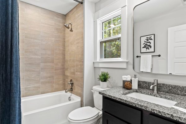 Secondary bathroom of new build by Richmond Hill Design-Build