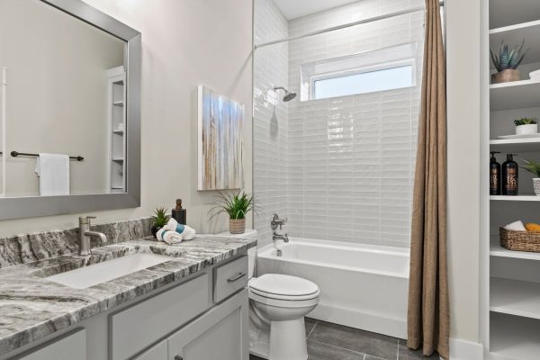Secondary bathroom of new build by Richmond Hill Design-Build