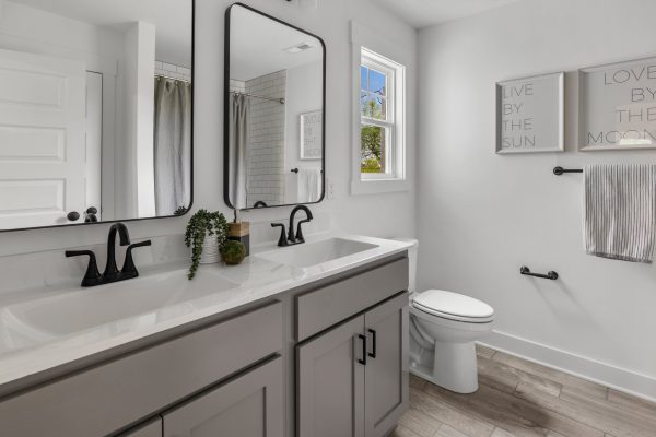 Secondary bathroom in new home built by Richmond Hill Design-Build