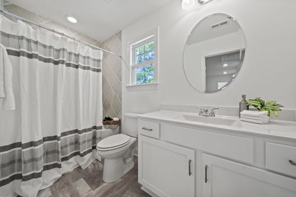 Secondary bathroom of new home built by Richmond Hill Design-Build