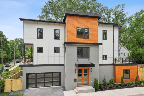 Front elevation of new home built by Richmond Hill Design-Build