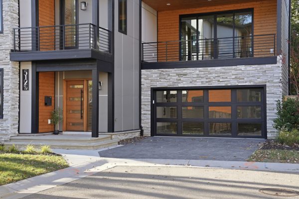 Front stoop and garage door of new home built by Richmond Hill Design-Build