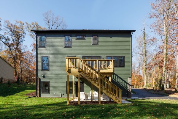 Rear elevation of new home built by Richmond Hill Design-Build