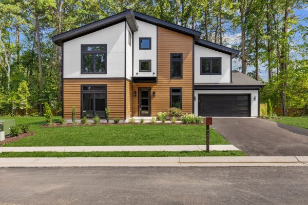 Front exterior of stunning new home built by Richmond Hill Design-Build